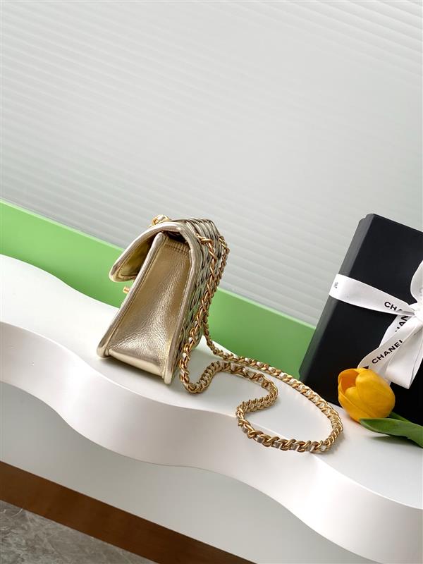 2026131214241376 780